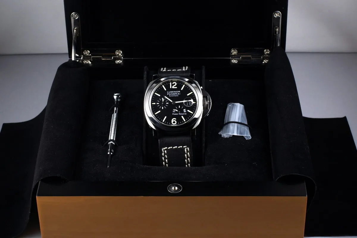 2005 Panerai PAM 90 Power Reserve with Box and Papers