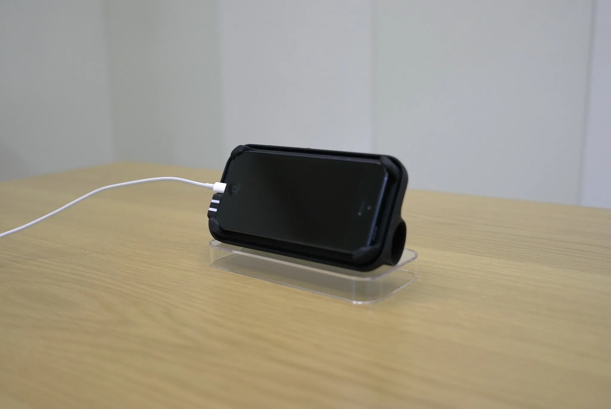 Choicee Triple S Smart Stand Speaker for iPhone 5/5S/5SE