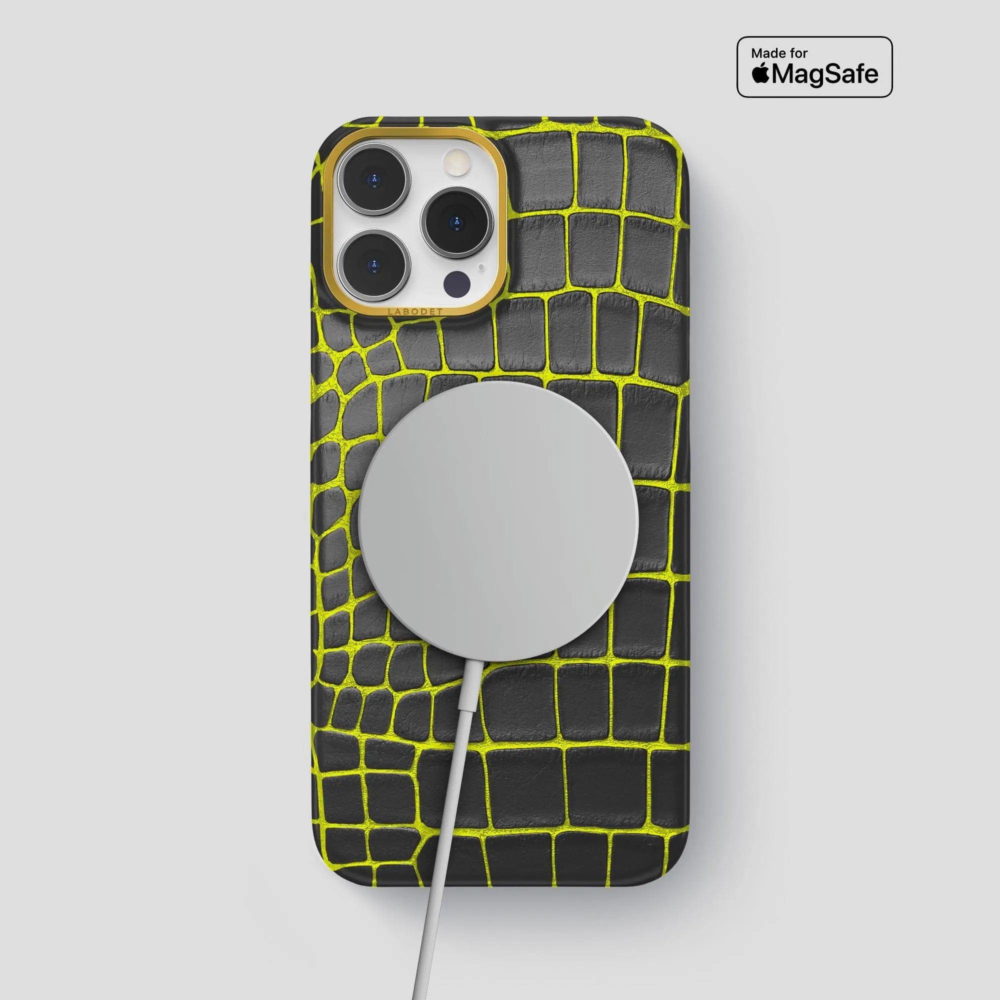 Classic Case For iPhone 14 Pro Max In Luminescent Alligator