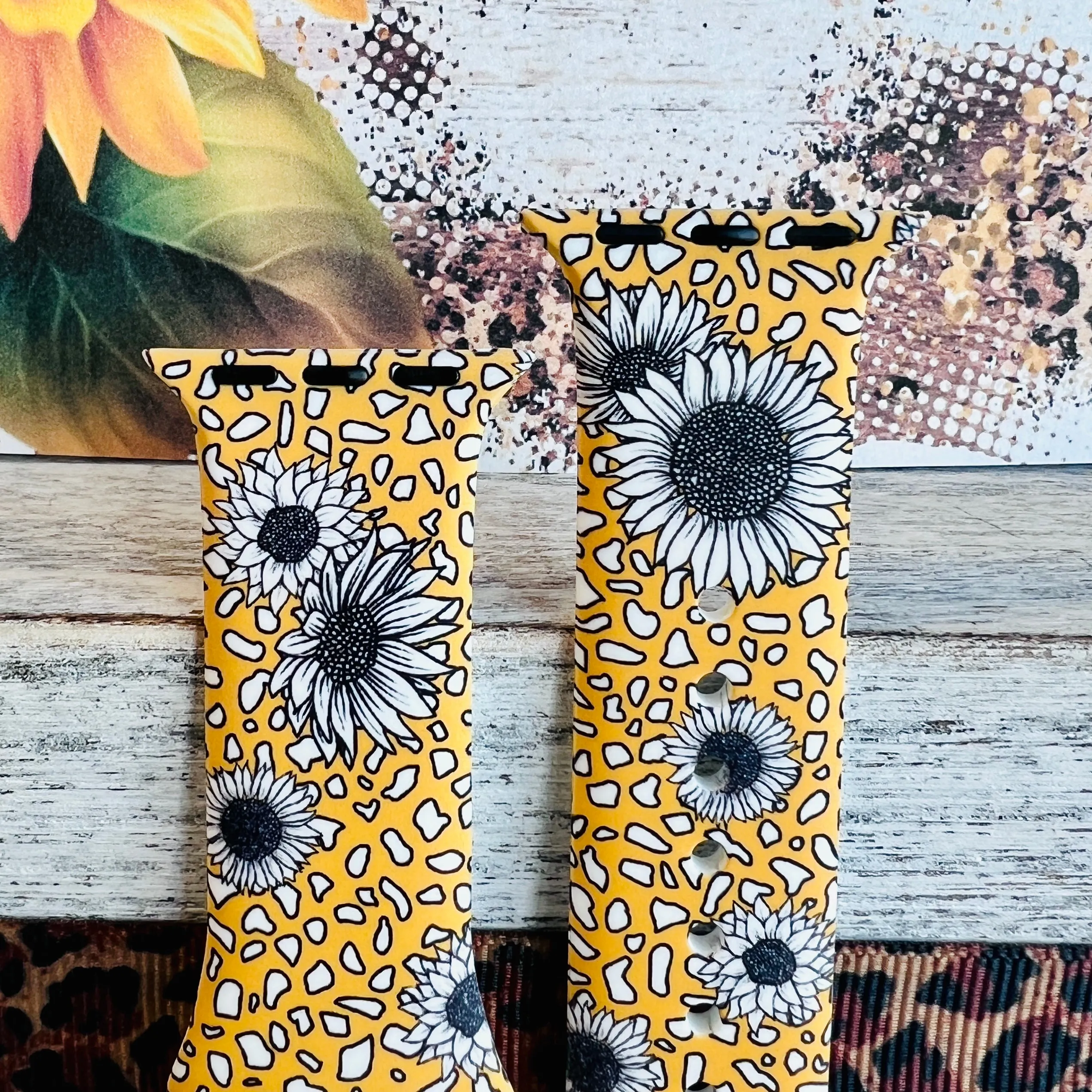 Leopard Sunflower Print Silicone Band For Apple Watch (Two Colors Available)