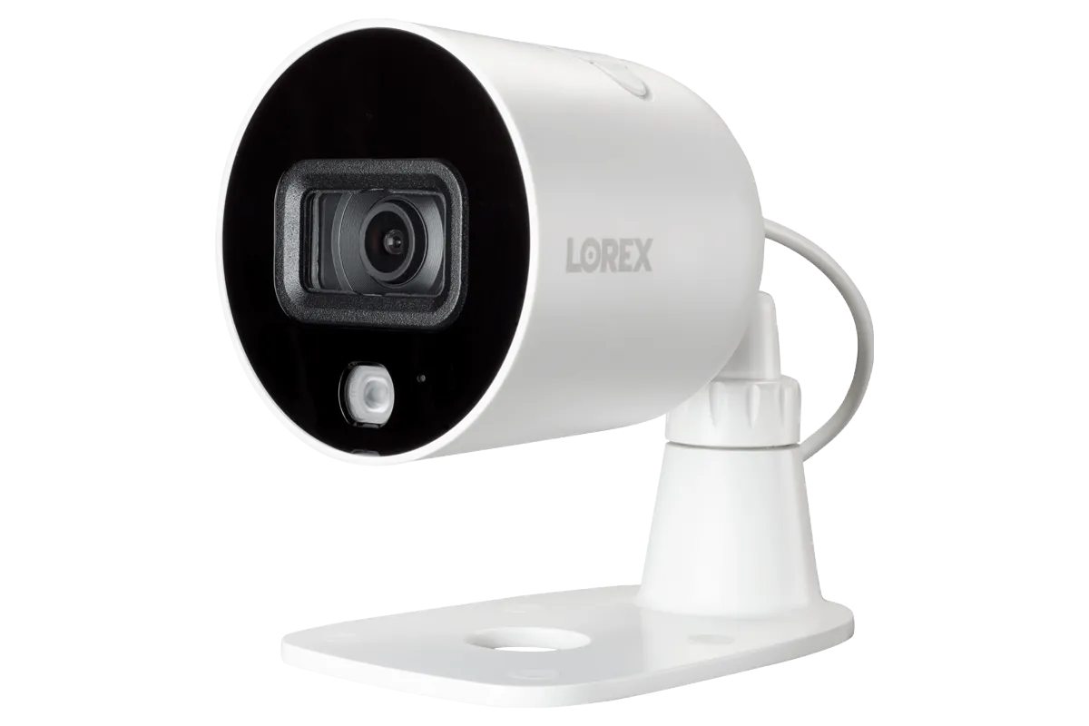 Lorex Smart Home Security Center with Four 1080p Outdoor Wi-Fi Cameras and HD Video Doorbell