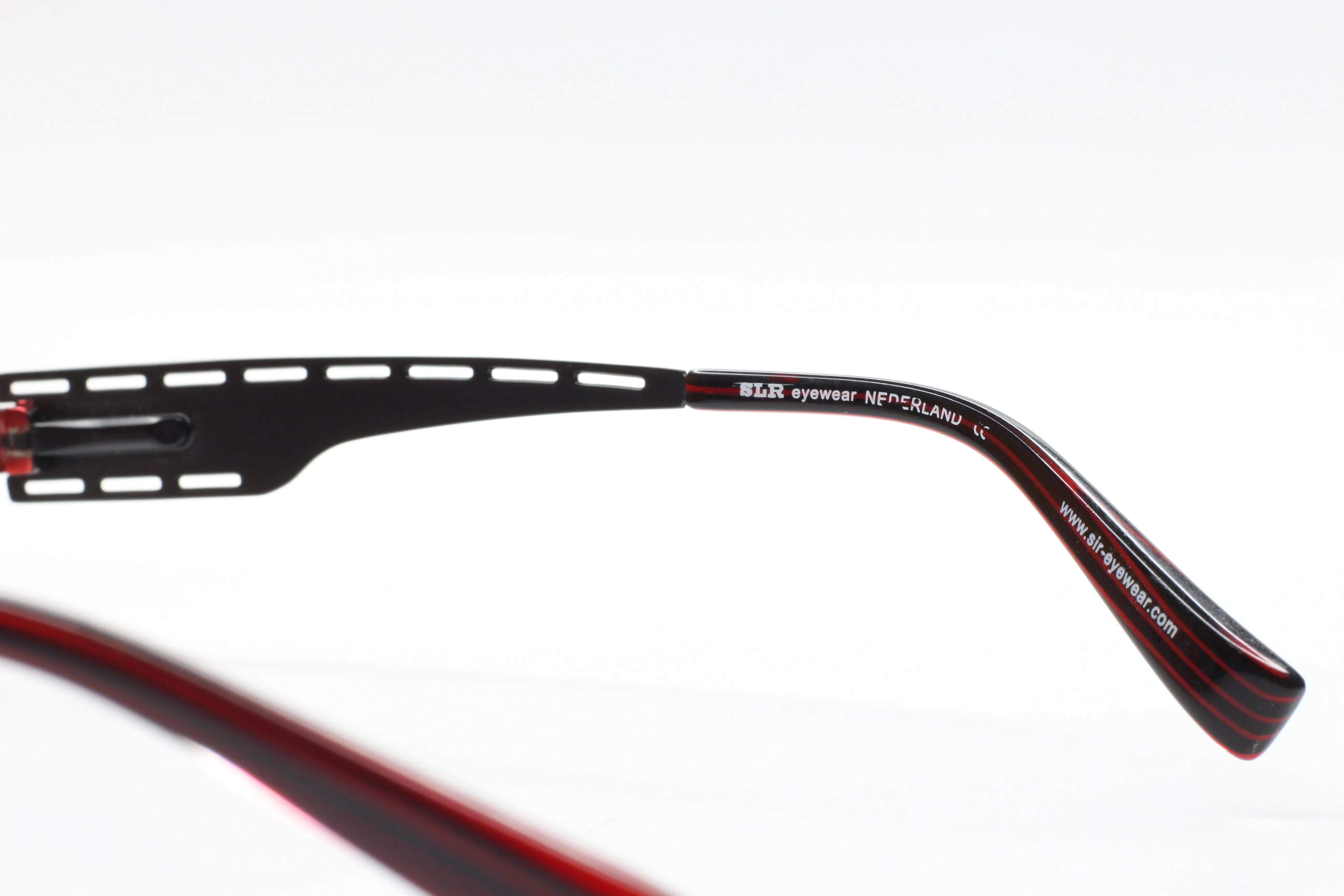 SLR M805 Red Black Metal Designer Nederland Eyeglasses