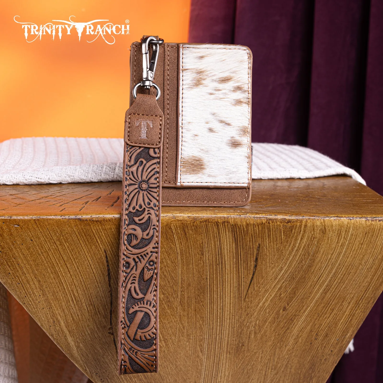 TR182-W008  Trinity Ranch Hair-On Cowhide Collection Key Ring Card Case - Brown